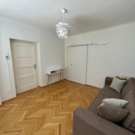 Maximo Apartments - Free Parking Марибор Экстерьер фото